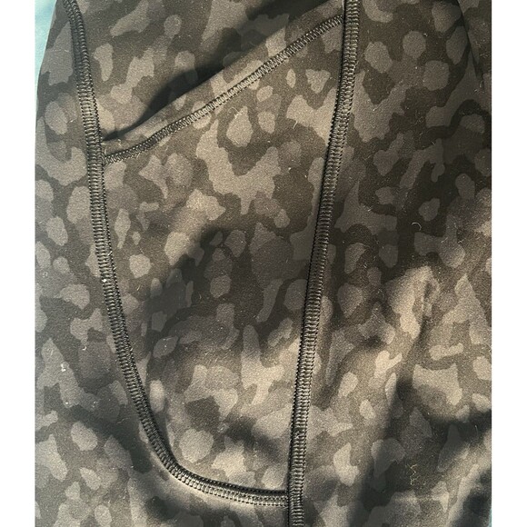 Lululemon Invigorate High Rise Tight Leggings Formation Leopard Deep Coal Size 6 - Picture 9 of 11